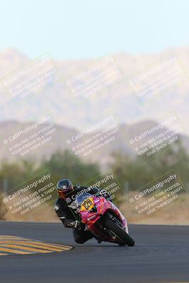 media/Sep-24-2022-CVMA (Sat) [[a45f954247]]/Race 10 Amateur Supersport Middleweight/